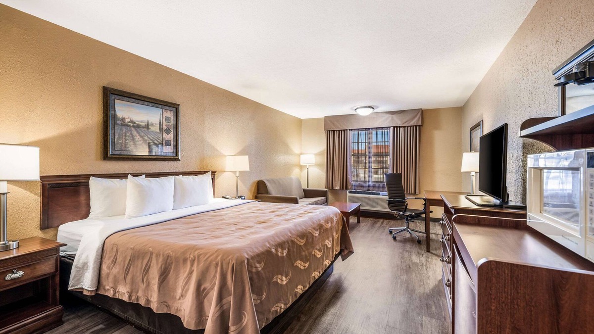 Caddo Valley Hotel | Quality Inn Arkadelphia - University Area
