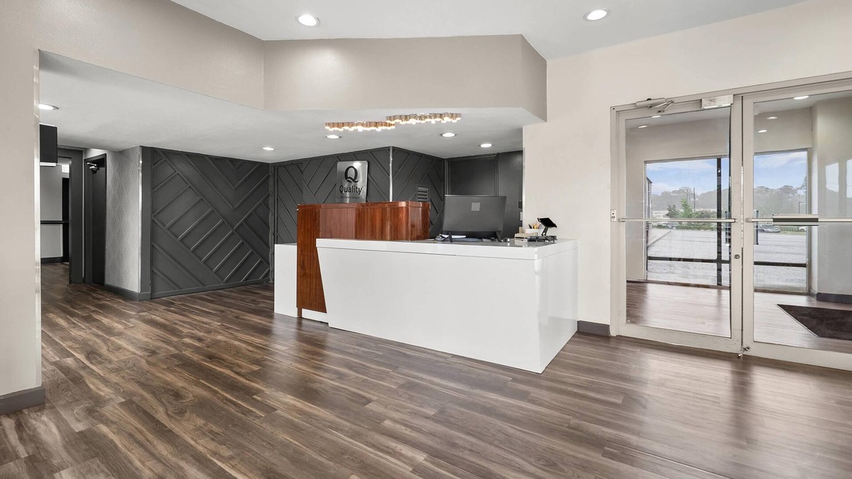 Auburn Hotel | Quality Inn Auburn Campus Area I-85