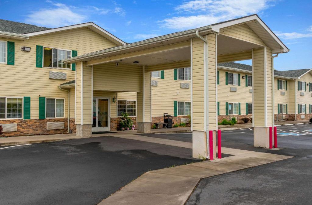 Boyd Acres Hotel | Quality Inn Bend North