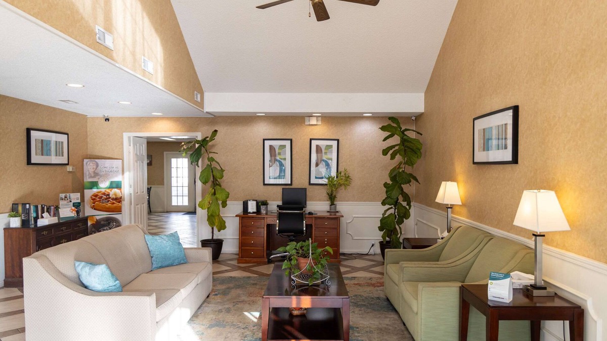 Carrollton Hotel | Quality Inn Carrollton Medical Center