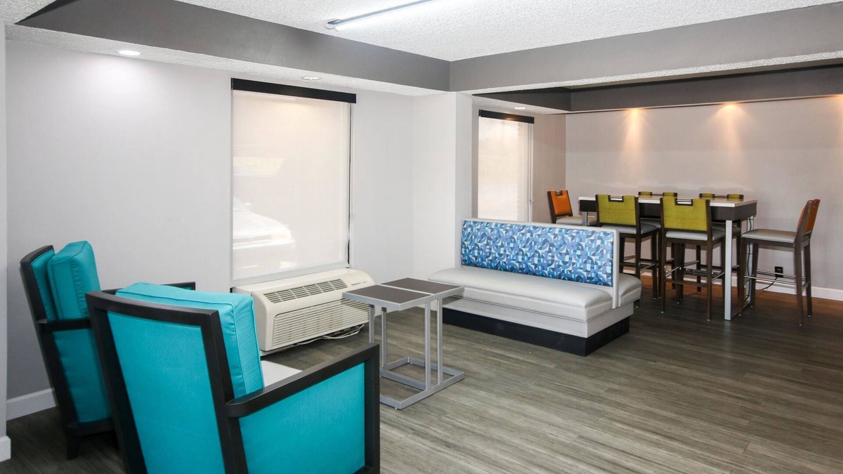 Clinton Hotel | Quality Inn Clinton - Laurens I-26