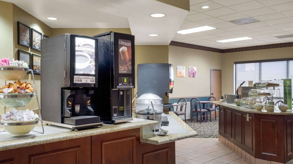 Columbus Hotel | Quality Inn Columbus, MS