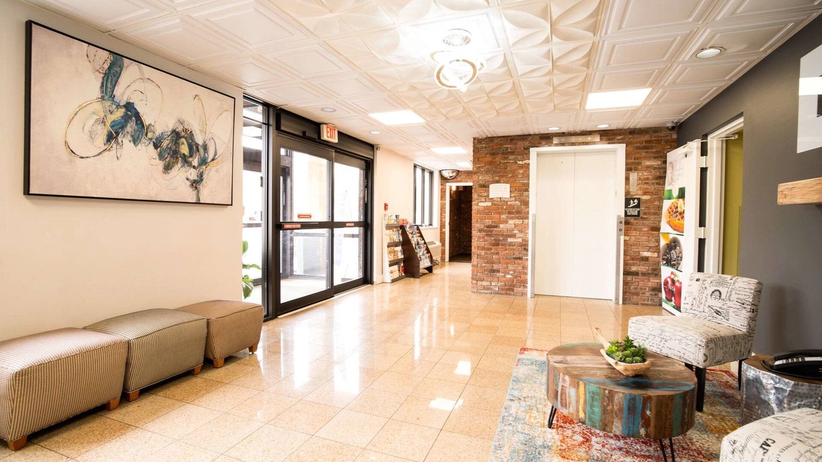 Cromwell Hotel | Quality Inn Cromwell - Middletown