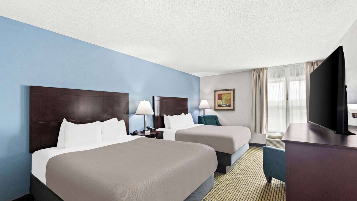 Dry Ridge Hotel | Quality Inn Dry Ridge