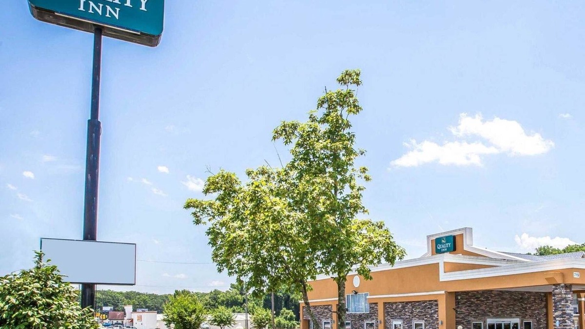 Greenwood Hotel | Quality Inn Greenwood Hwy 25