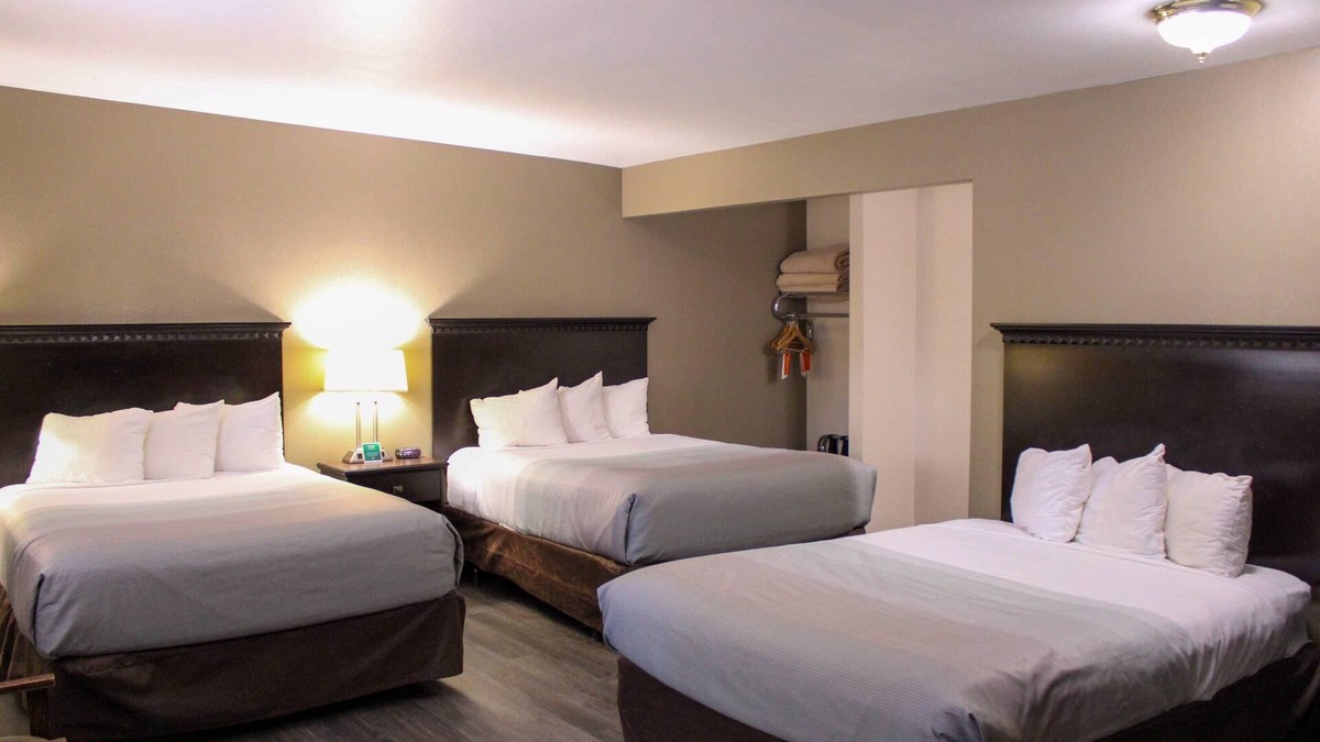 Gunnison Hotel | Quality Inn Gunnison-Crested Butte