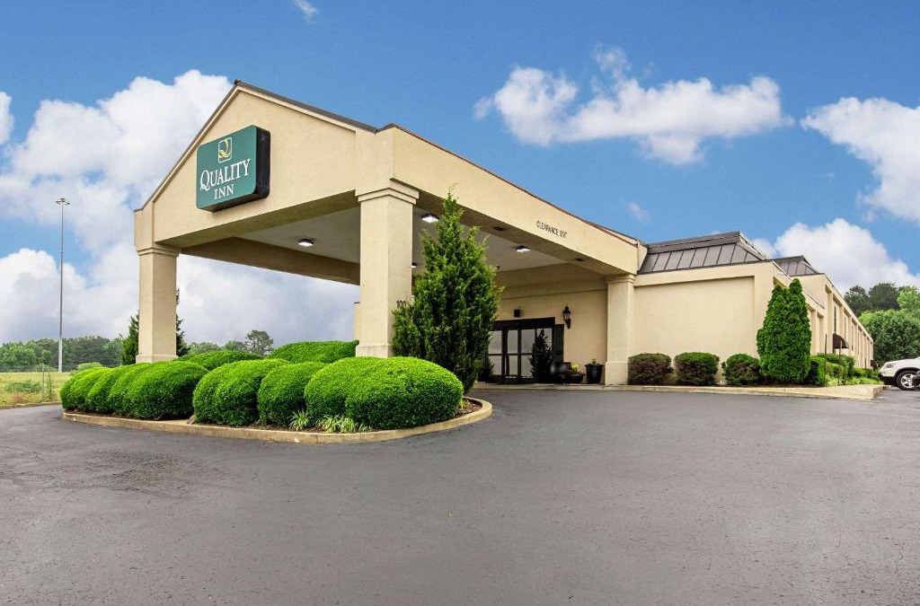 Holly Springs Hotel | Quality Inn Holly Springs South