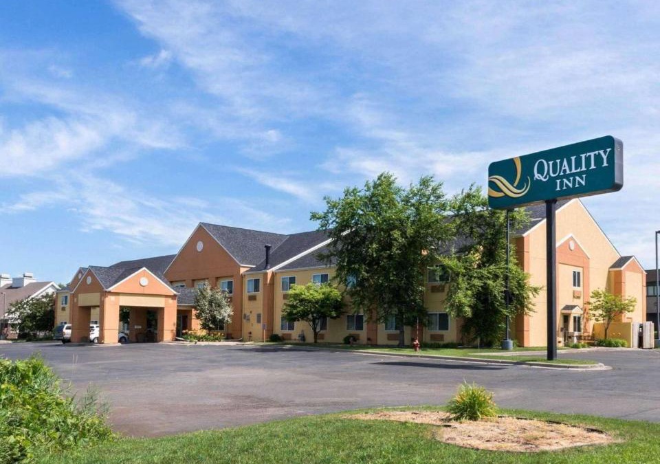 Lakeville Hotel | Quality Inn Lakeville North
