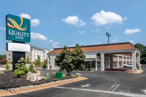 McDonough Hotel | Quality Inn McDonough Atlanta South