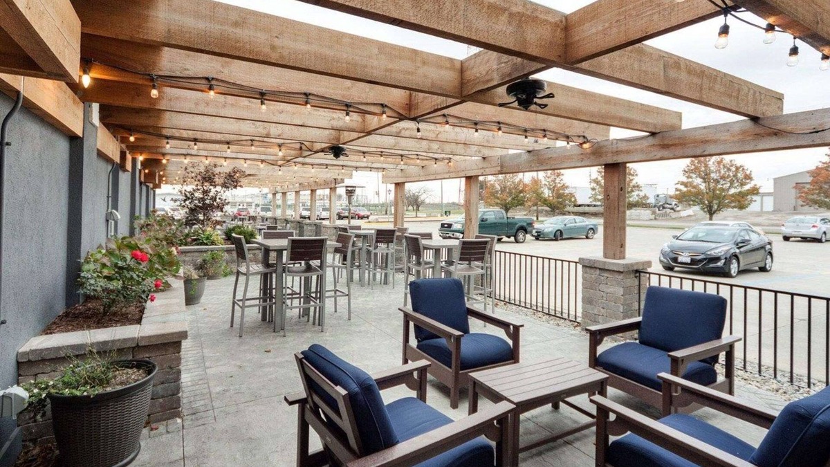 Holiday City Hotel | Quality Inn Montpelier