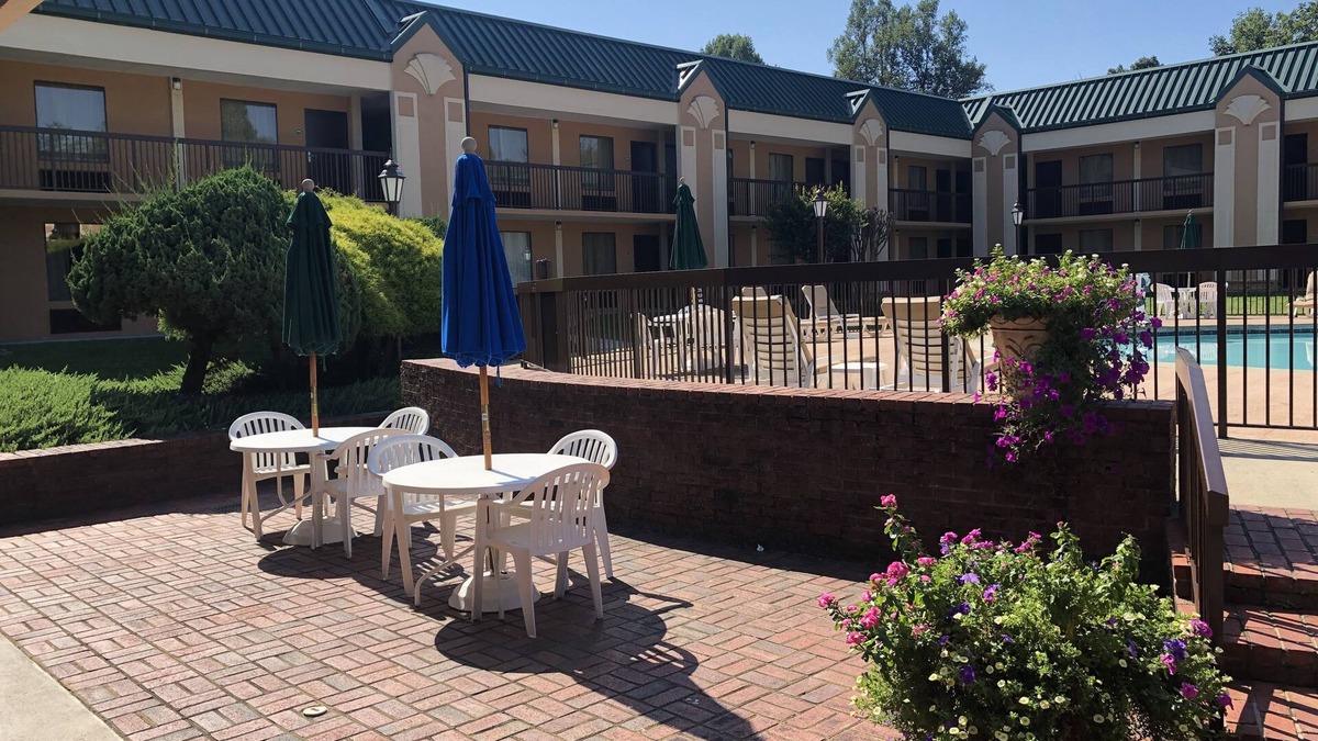 Morganton Hotel | Quality Inn Morganton