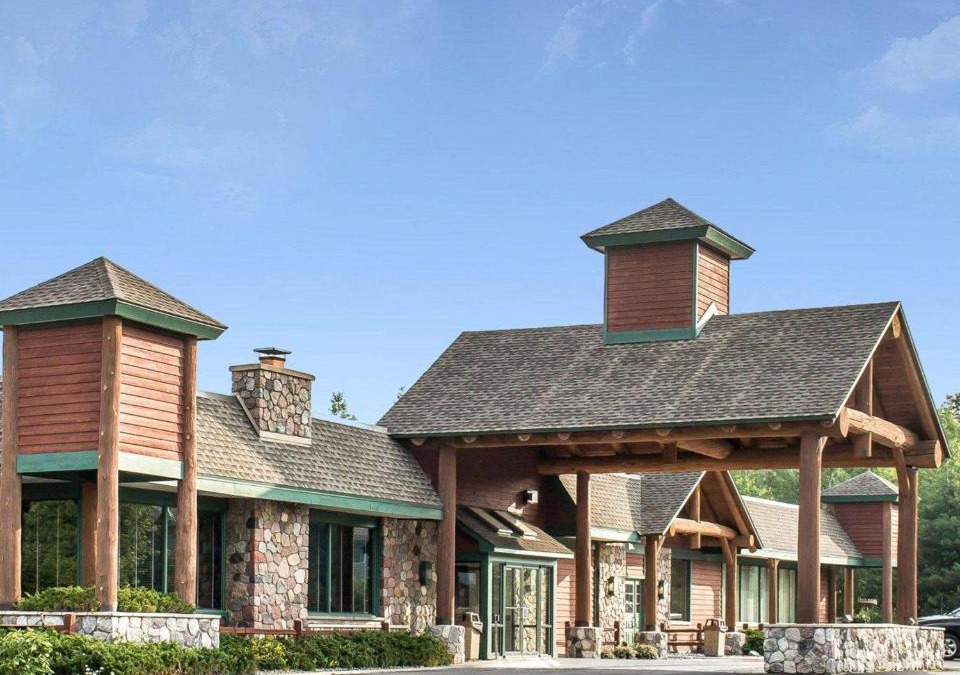 Rhinelander Hotel | Quality Inn Rhinelander