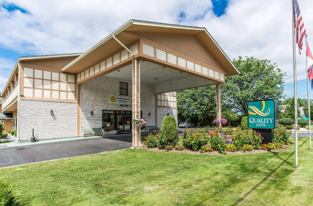 Shelburne Hotel | Quality Inn Shelburne - Burlington