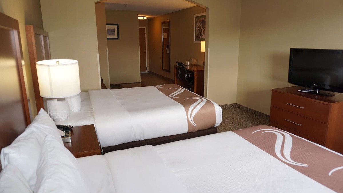 Georgetown Hotel | Quality Inn & Suites Georgetown - Seaford