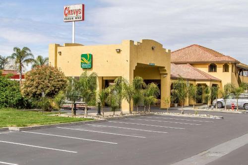 Gilroy Hotel | Quality Inn & Suites Gilroy