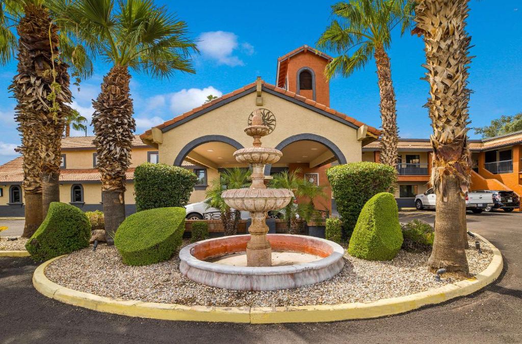 Goodyear Hotel | Quality Inn & Suites Goodyear - Phoenix West