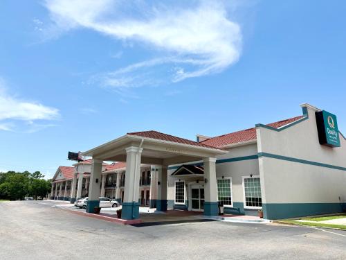 Greenville Hotel | Quality Inn & Suites Greenville I-65