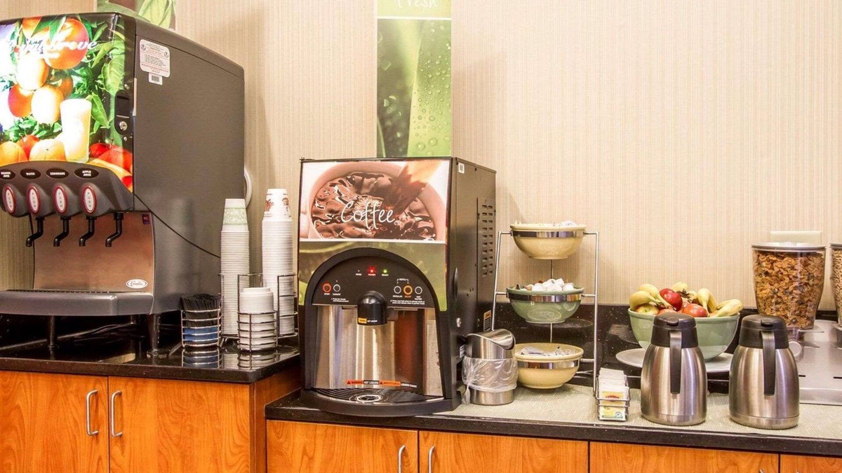 Greenville Hotel | Quality Inn & Suites Greenville I-65