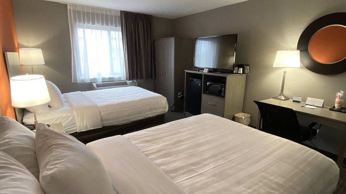 Hammond Hotel | Quality Inn & Suites Hammond Near I-8090