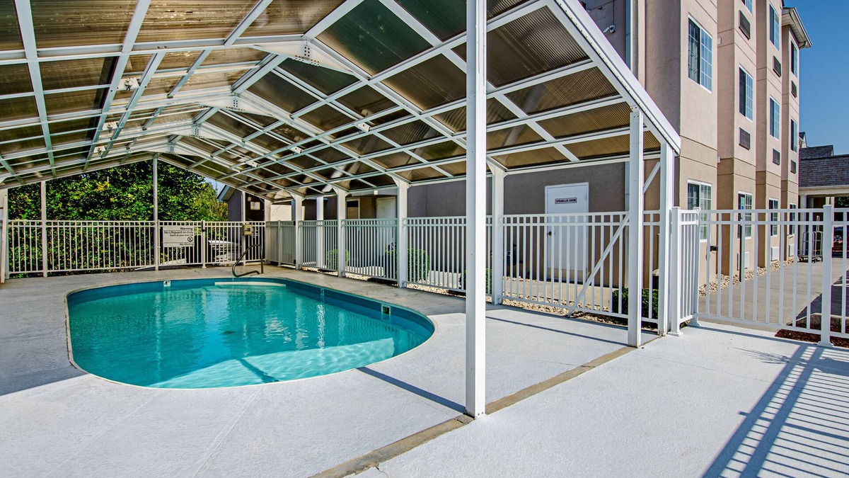 Bristol Hotel | Quality Inn & Suites I-81 Exit 7