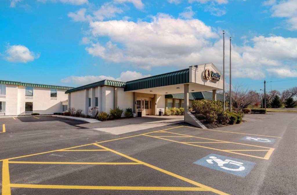 New Hartford Hotel | Quality Inn & Suites New Hartford - Utica