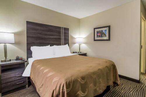 North Lima Hotel | Quality Inn & Suites North Lima - Boardman