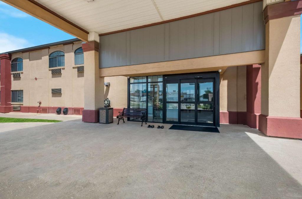 Oklahoma City Hotel | Quality Inn & Suites Oklahoma City North