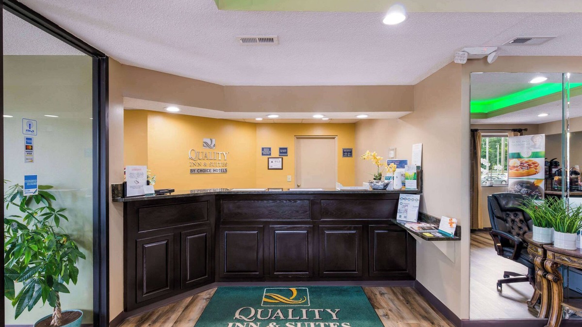 Rockingham Hotel | Quality Inn & Suites Rockingham