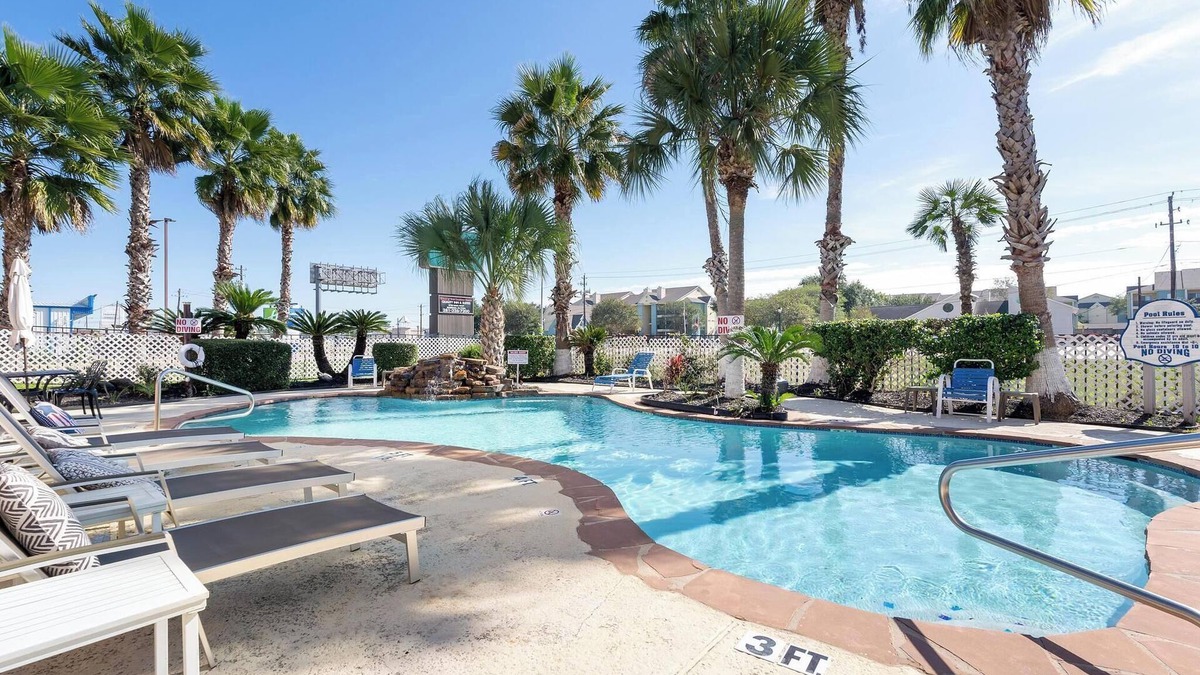 El Lago Hotel | Quality Inn & Suites Seabrook - NASA - Kemah
