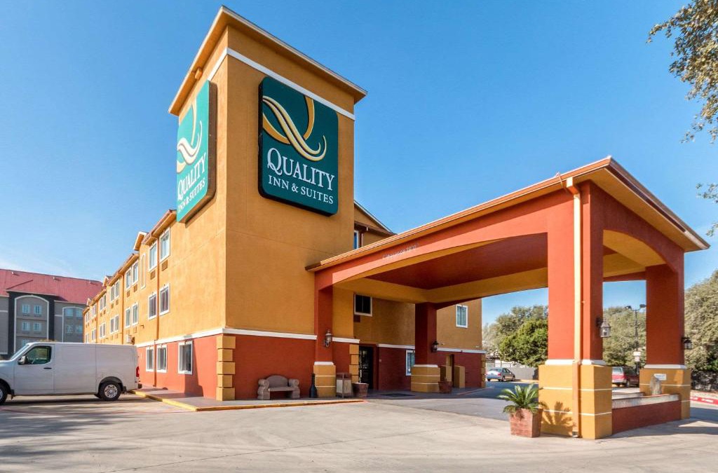 San Antonio Hotel | Quality Inn & Suites SeaWorld North