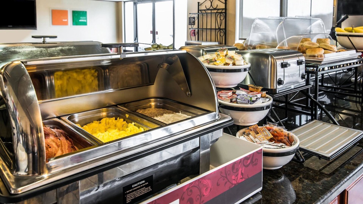 Towanda Hotel | Quality Inn & Suites Towanda