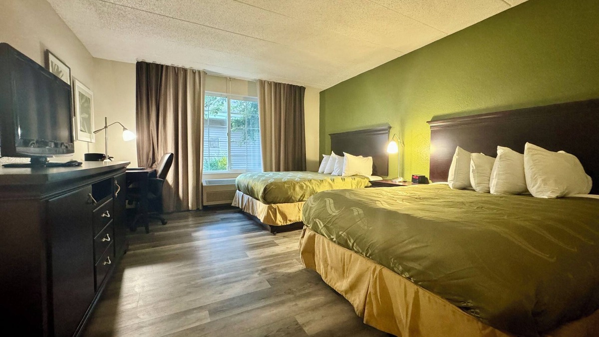 Alexandria Hotel | Quality Inn & Suites