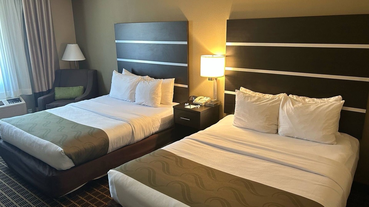 Derrick City Hotel | Quality Inn & Suites