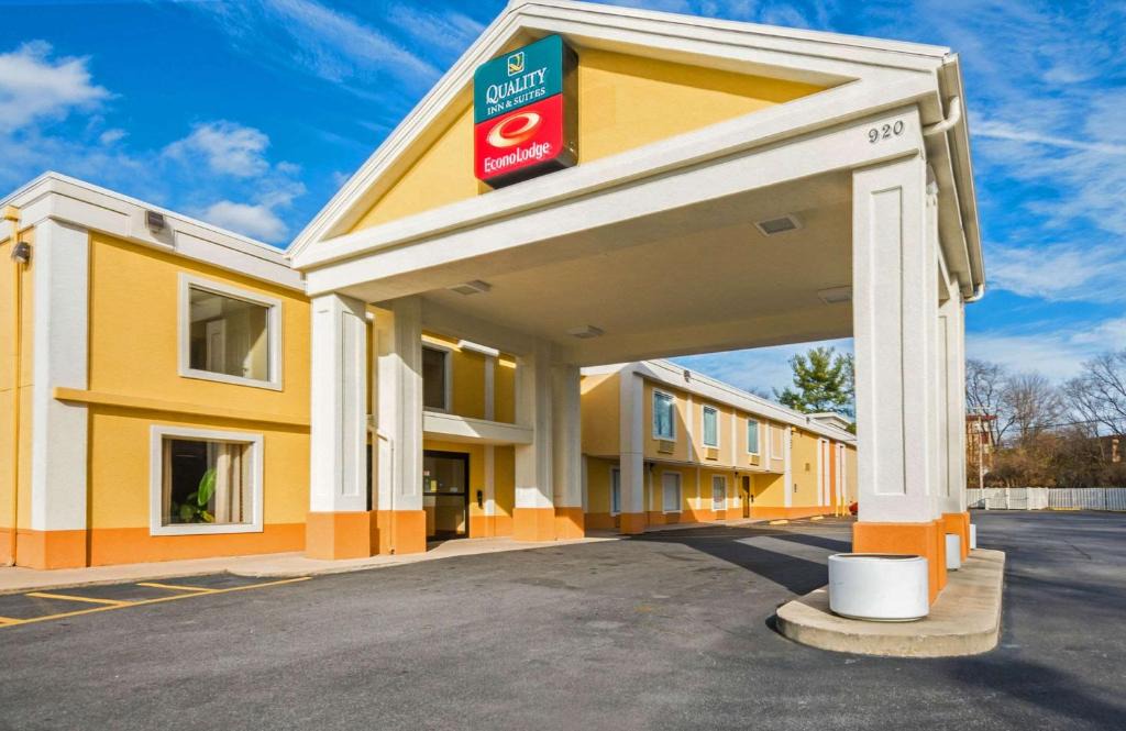 Hagerstown Hotel | Quality Inn & Suites