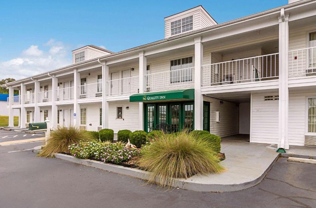 Thomaston Hotel | Quality Inn Thomaston