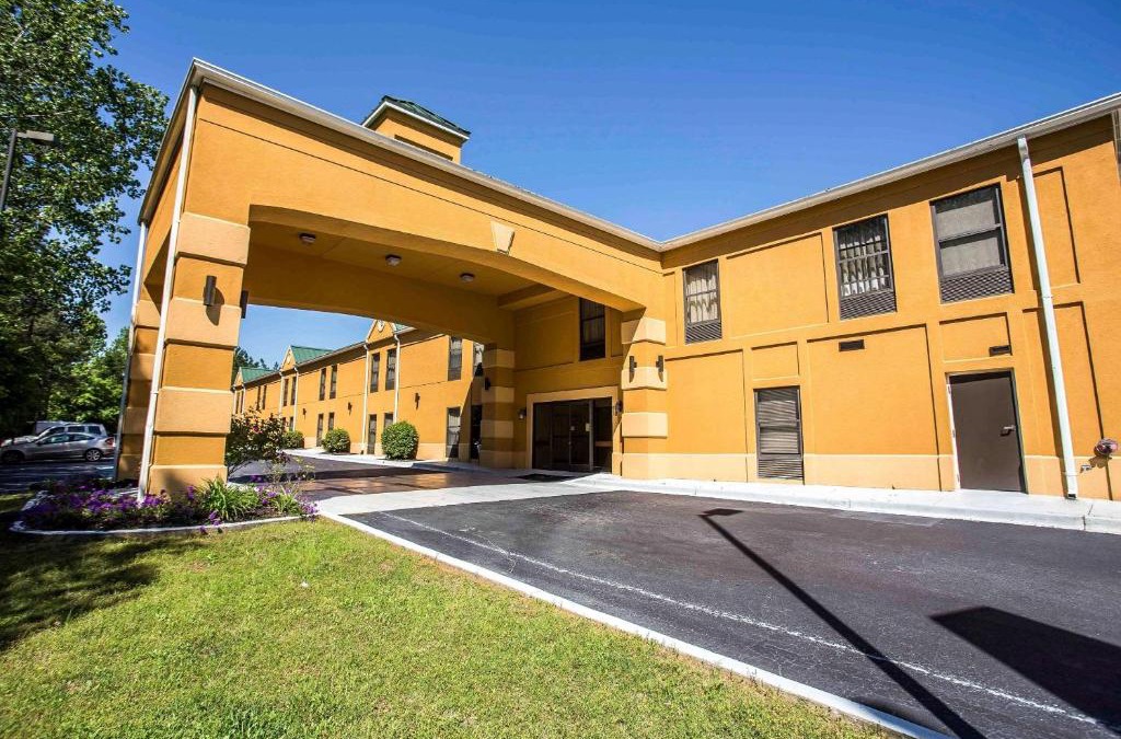 Union Hotel | Quality Inn Union US Hwy 176
