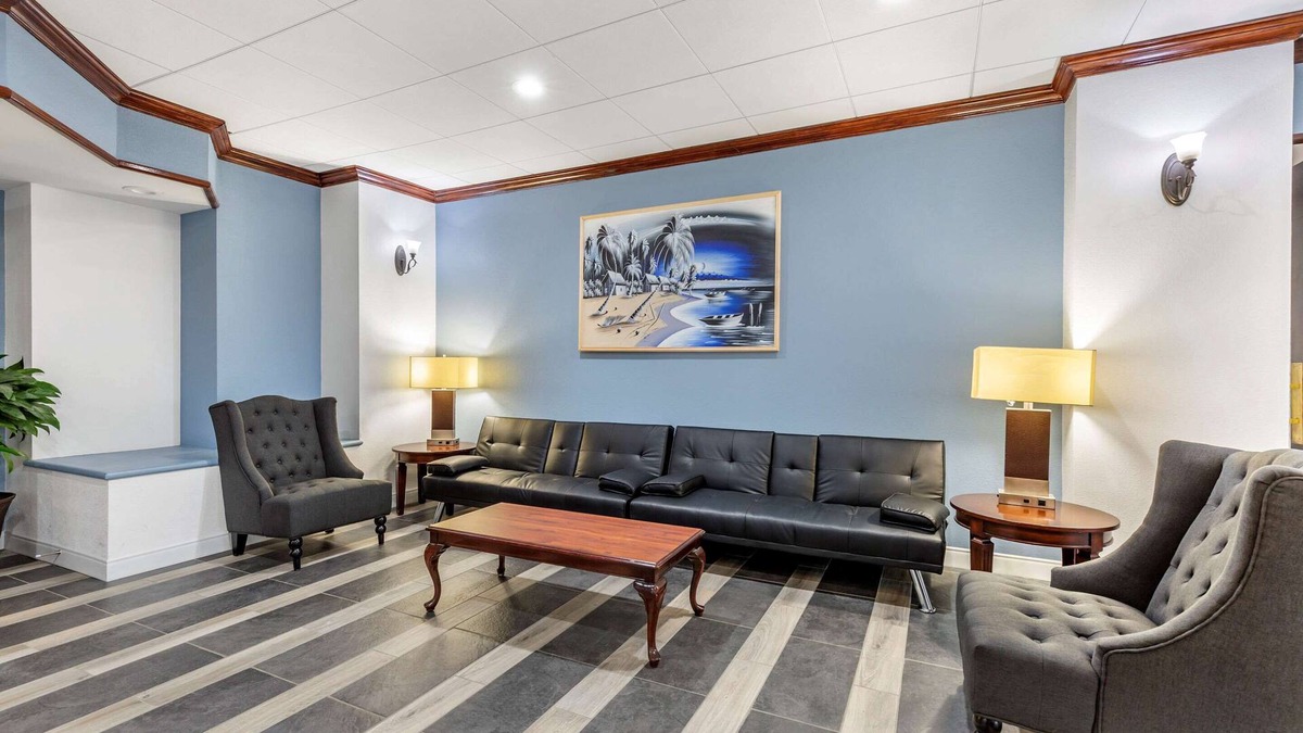 Rolling Road Farms Hotel | Quality Inn Windsor Mill