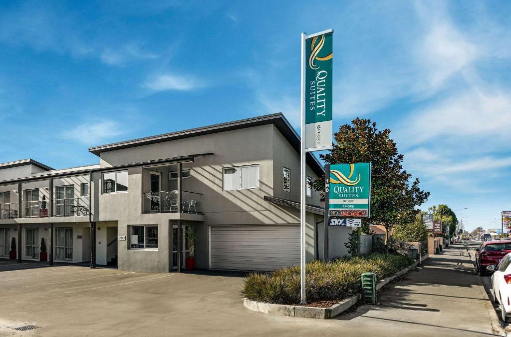 Riccarton Hotel | Quality Suites Amore