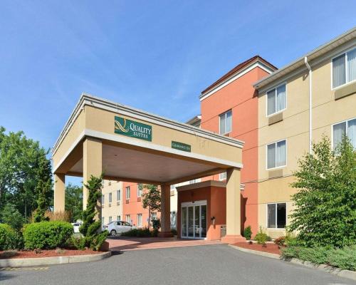 Stratford Hotel | Quality Suites