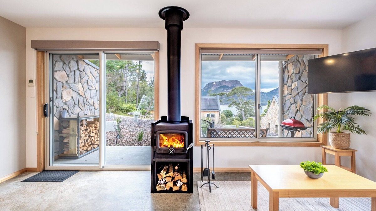 Coles Bay Apartment | Quartz (FS7) - Freycinet Holiday Houses