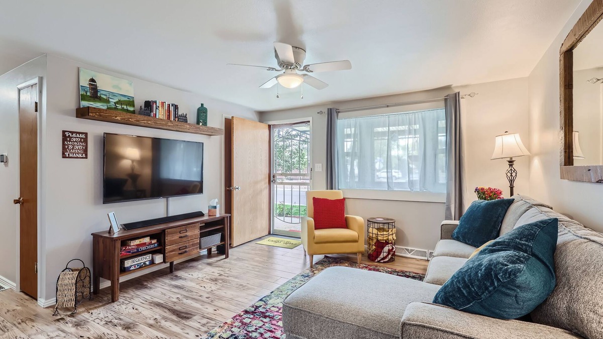 Arvada House | Quay Getaway