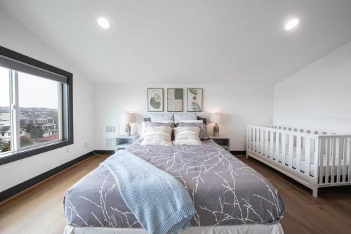 East Queen Anne House | Queen Anne Modern Family Home Free Parking - SLU - Gym