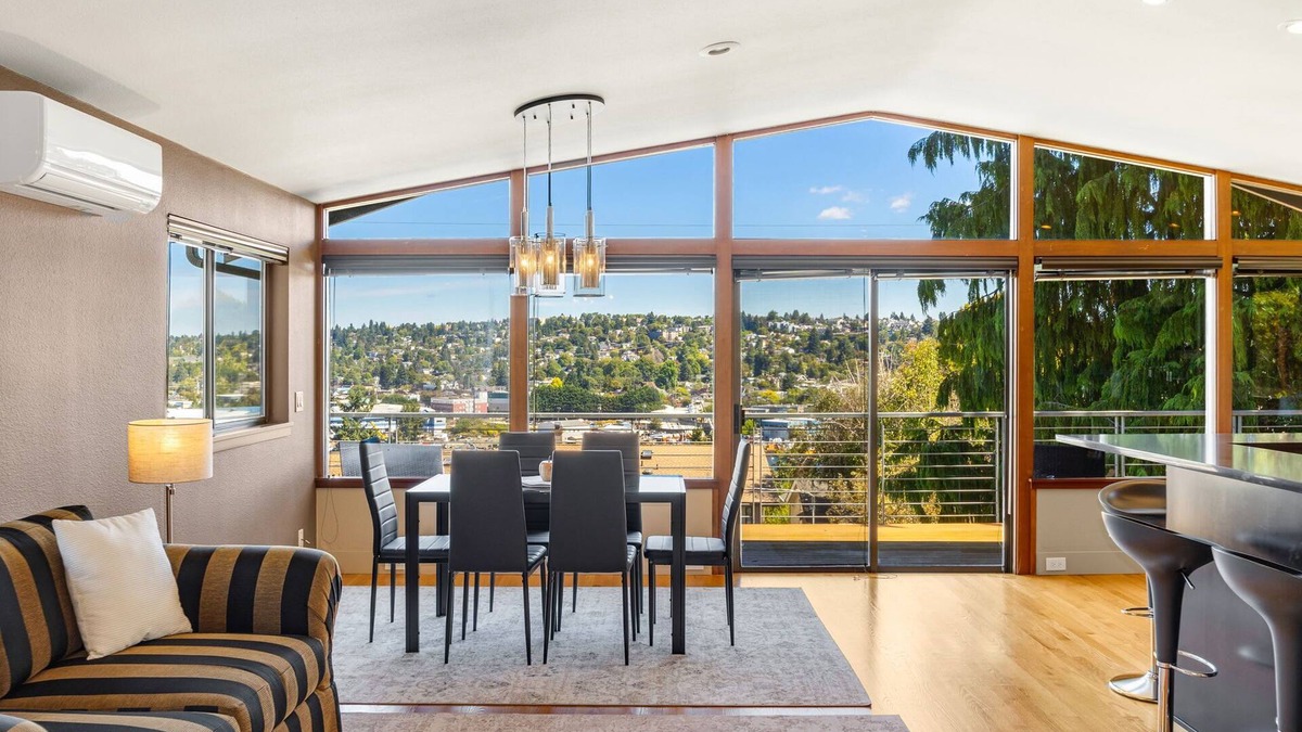 North Queen Anne House | Queen Anne w/Canal Views | Deck, Near Downtown