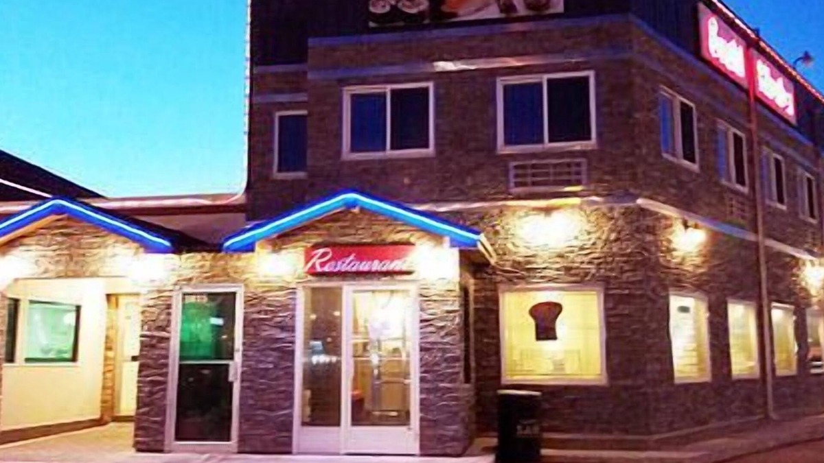 Fort Gary Hotel | Queen Bee Hotel