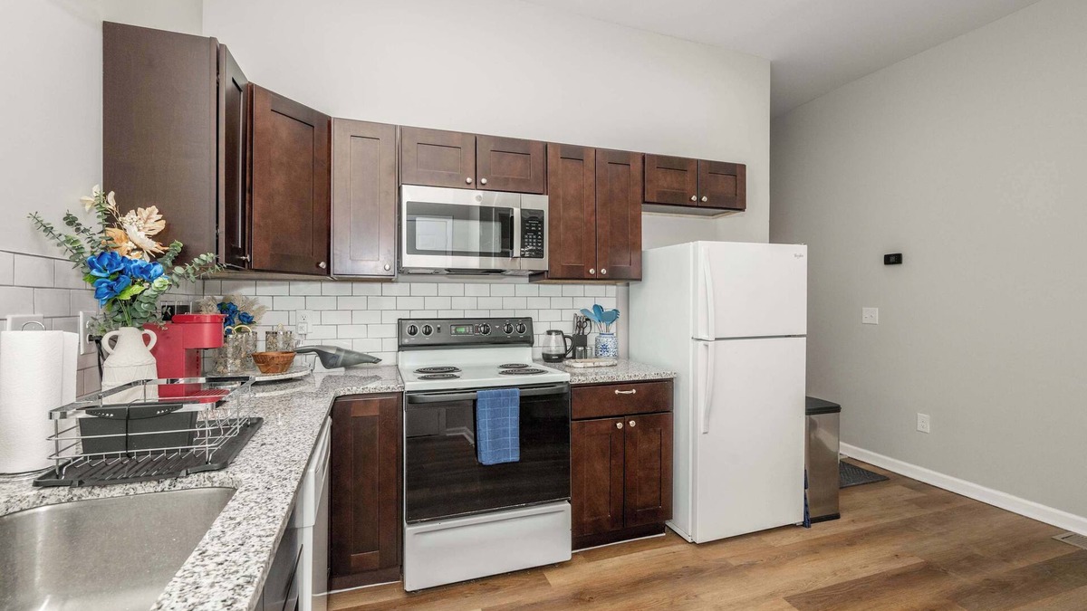Avondale Apartment | Queen City Retreat 1 - Cozy Home for 6 Near Attractions & Restaurants