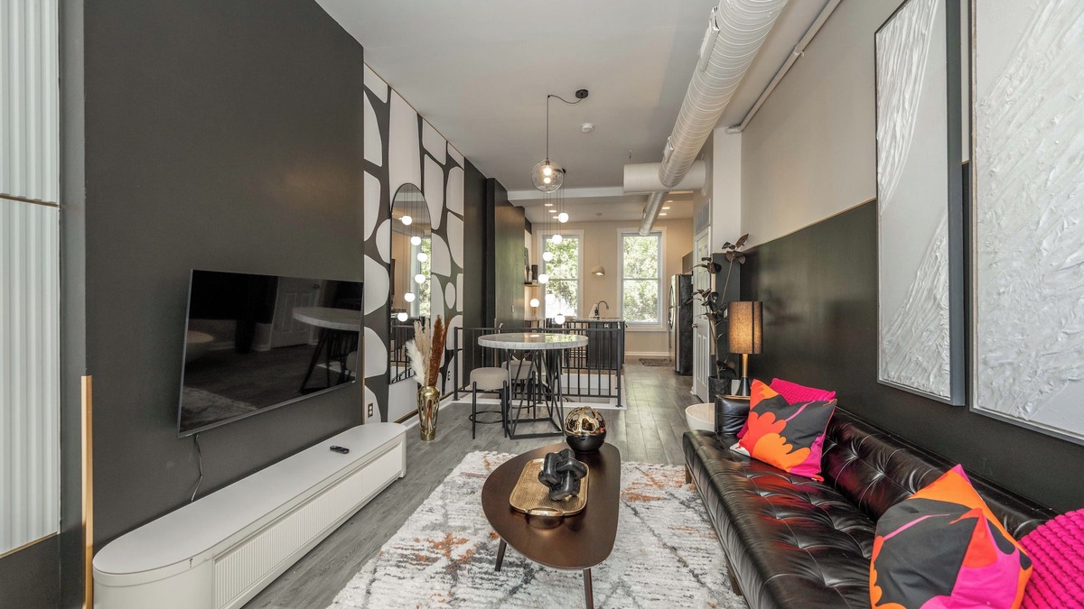 Mount Auburn Apartment | Queen City Views 2 – Sleeps 2!