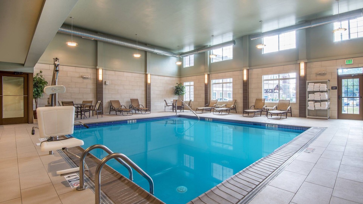 East Texas Apartment | Queen Studio | Free Breakfast + Indoor Pool