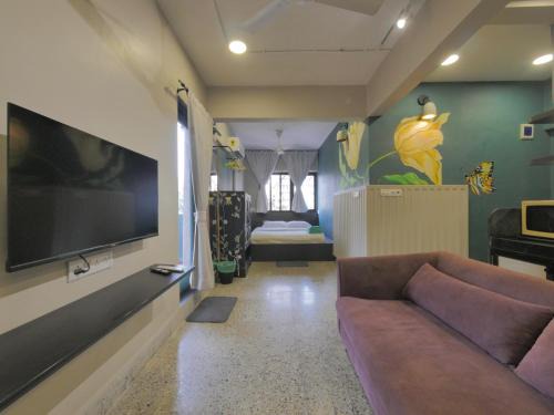 Pali Hill Apartment | Queenie - Bandra west