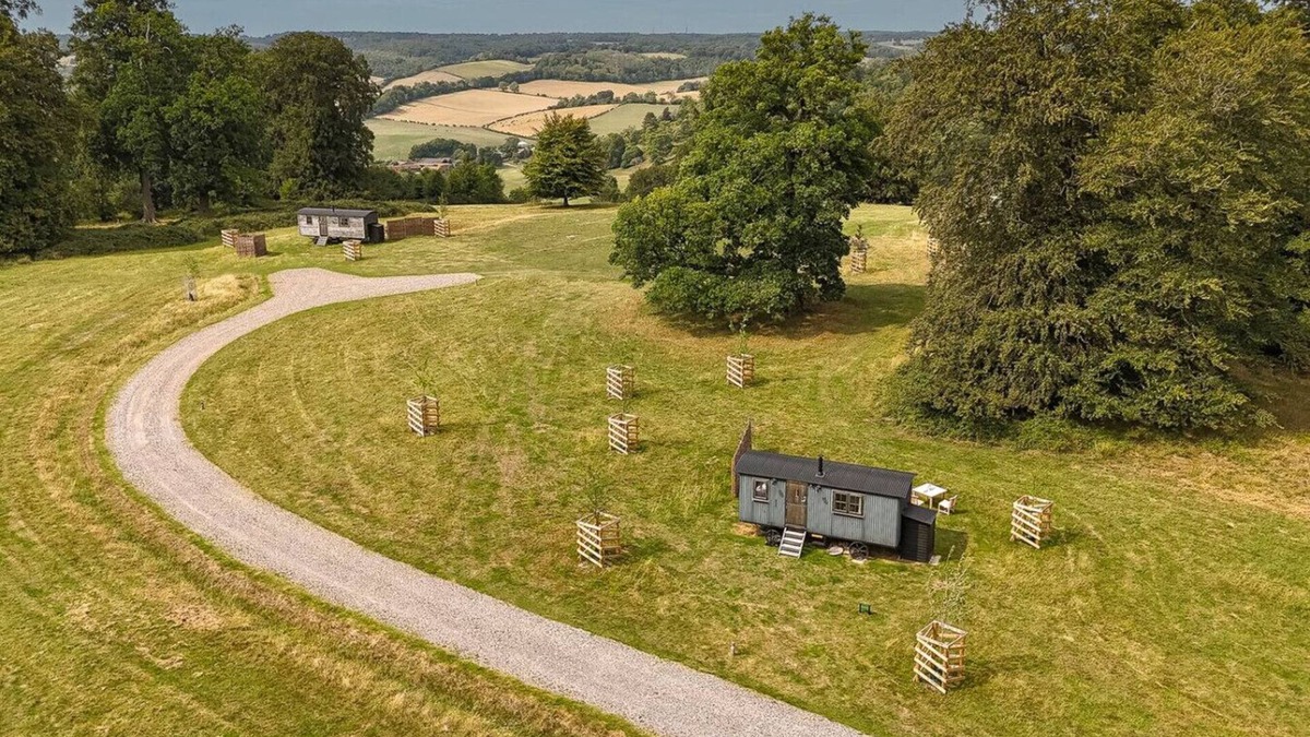 Stonor Cabin | Quercus & Redwood - Sleeps 4