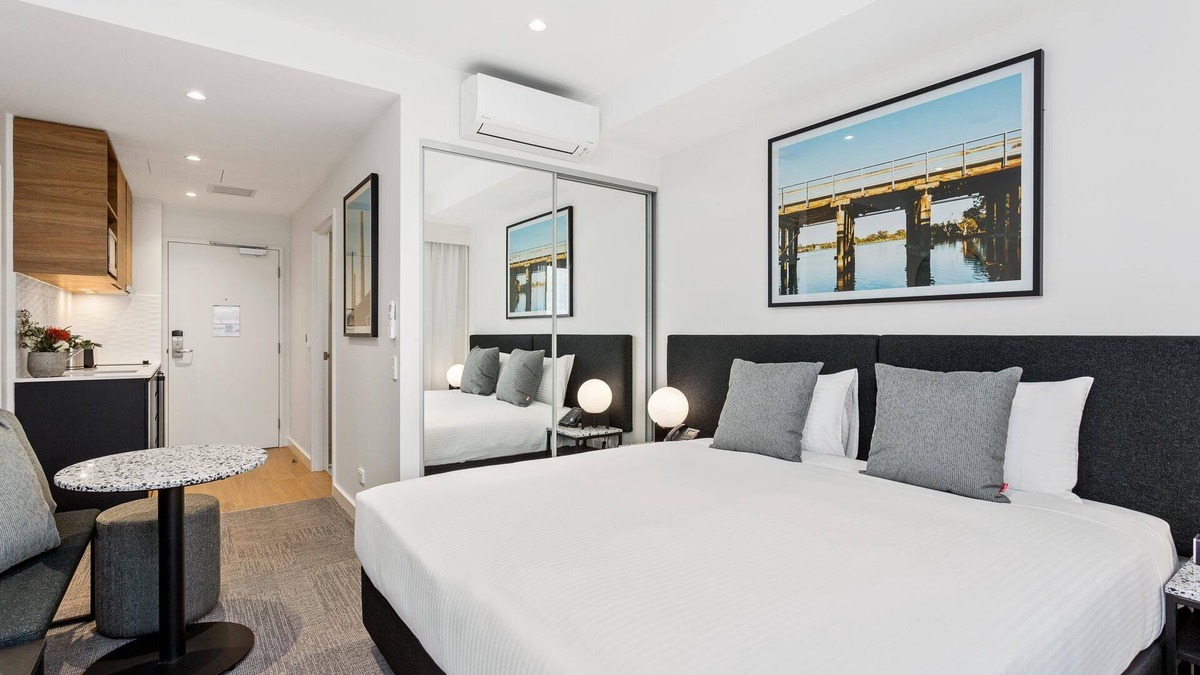 Taylors Lakes Apartment | Quest Watergardens